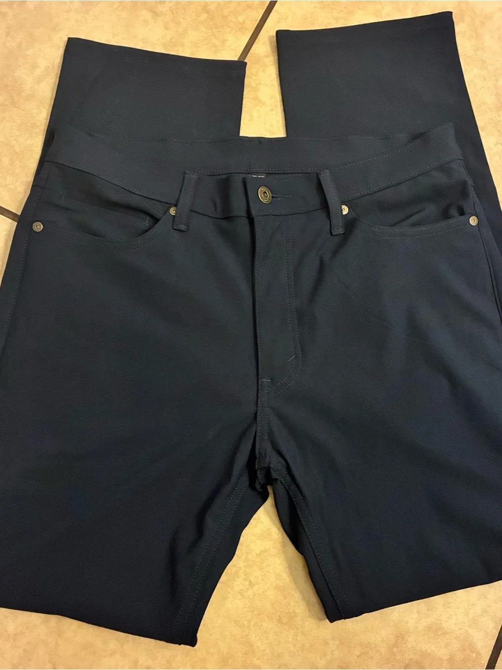 Levis straight leg